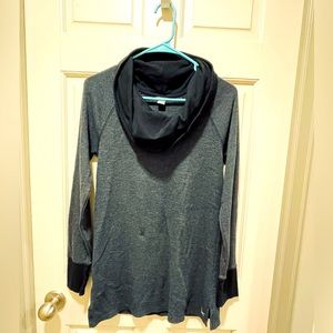 Eddie Bauer Size MD Cowl Neck Tunic, Cotton Poly Bend Holds shape well.